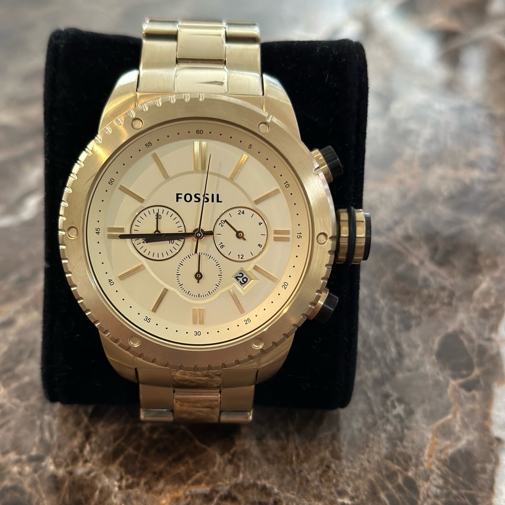 Men’s 45mm Fossil Privateer Sport Chronograph watch.